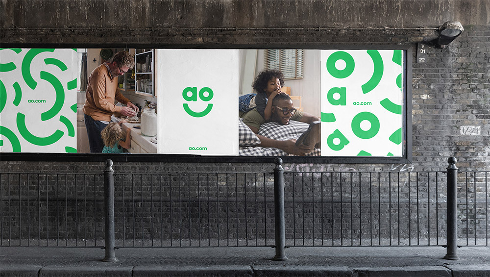 AO World LOGO 應用