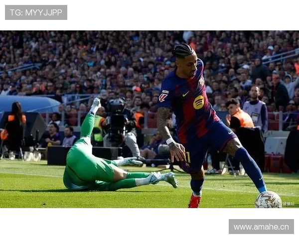 巴萨坚持传控打法，但比赛效率持续下滑，进攻转化能力面临考验